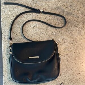 Poppy and Peonies Downtown Crossbody, Black